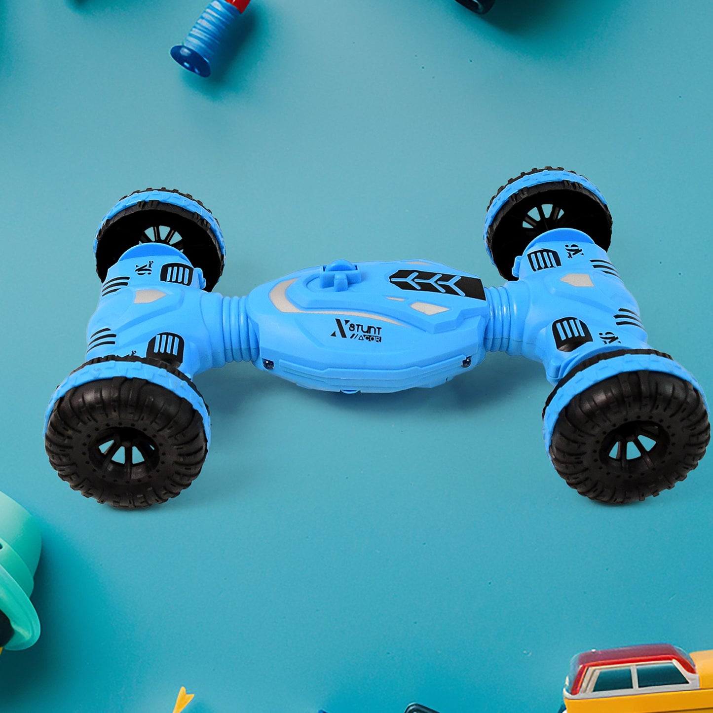 आरसी स्टंट कार - ३६०° दुहेरी बाजूंनी फिरणारा रेसर (१ सेट)