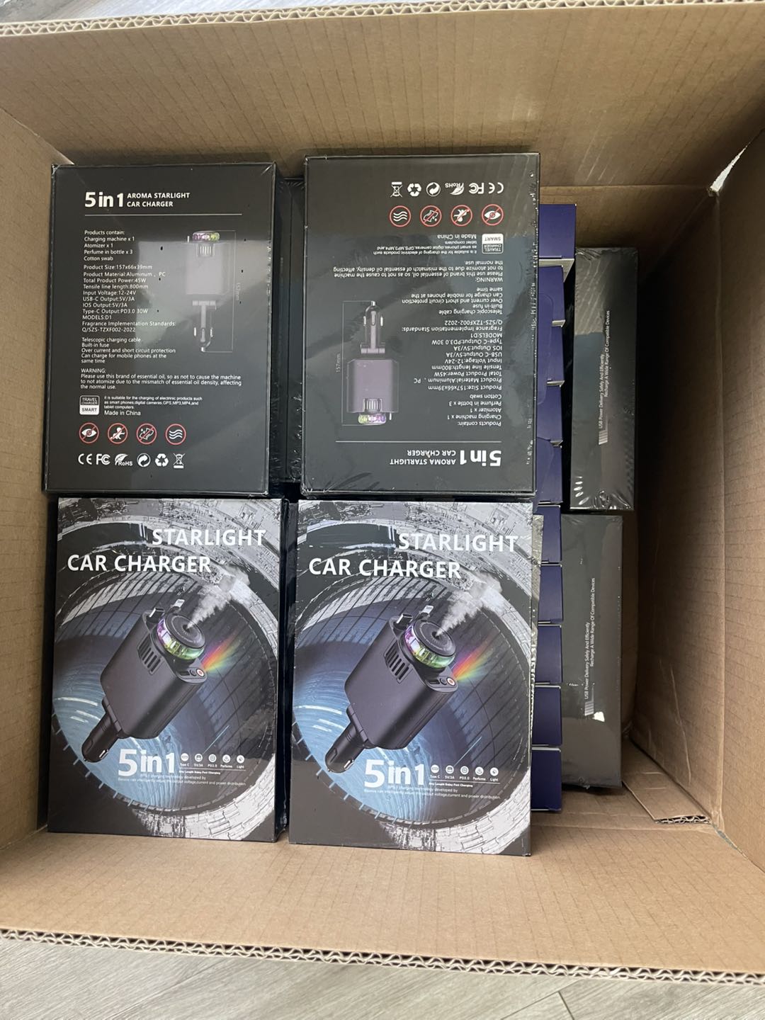AromaDrive™ Retractable Car Charger & Essential Oil Diffuser – Dual USB Fast Charging with Fragrance Function
